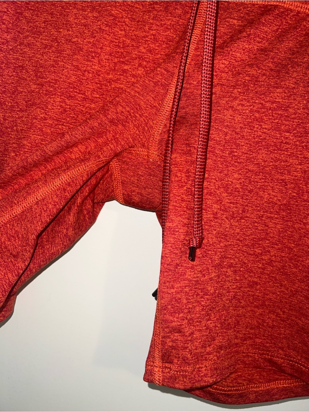 NWT Rabbit 7 Inch EZ Short Tight in Rio Red - Picture 4 of 6